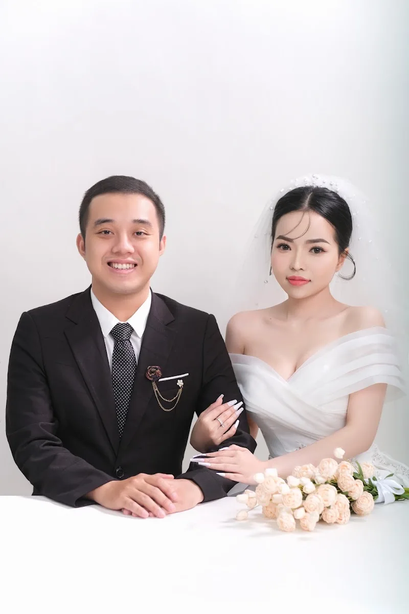 Cẩm Tú — Album cưới